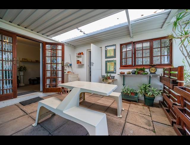 1 BEDROOM HOUSE TO LET IN CAVERSHAM GLEN